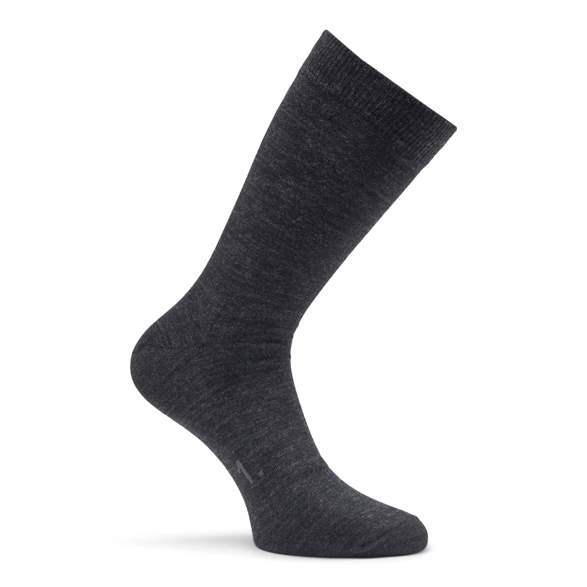 Grape aftale Psykiatri Mørkegrå sokker eller strømper til den kvalitetsbevidste mand - Sumisura